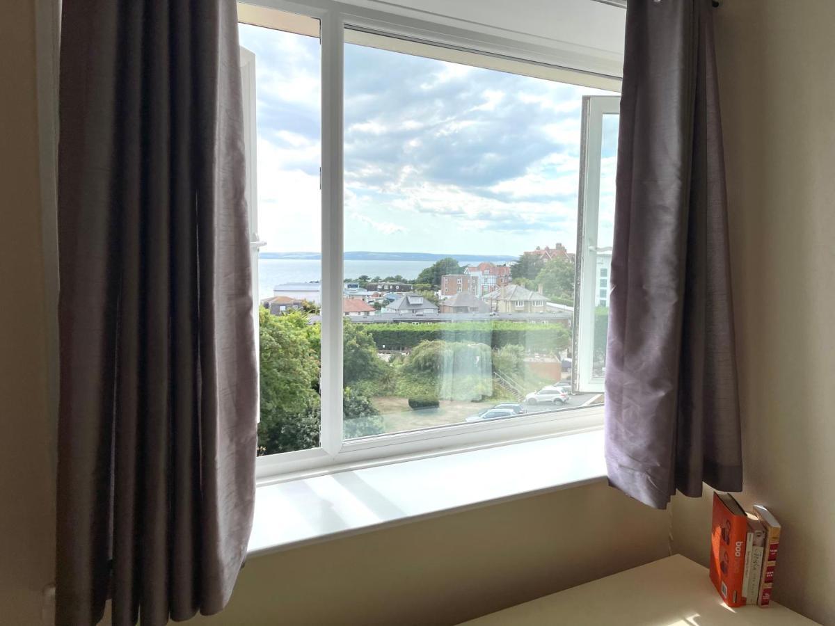 Sea View Family Stay By Beach Gym & Parking Bournemouth Dış mekan fotoğraf