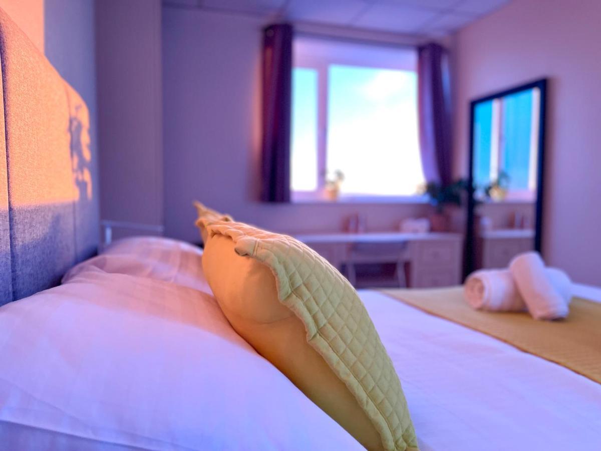 Sea View Family Stay By Beach Gym & Parking Bournemouth Dış mekan fotoğraf