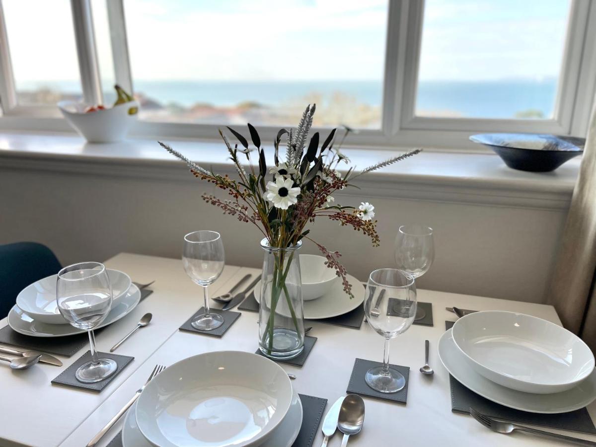 Sea View Family Stay By Beach Gym & Parking Bournemouth Dış mekan fotoğraf